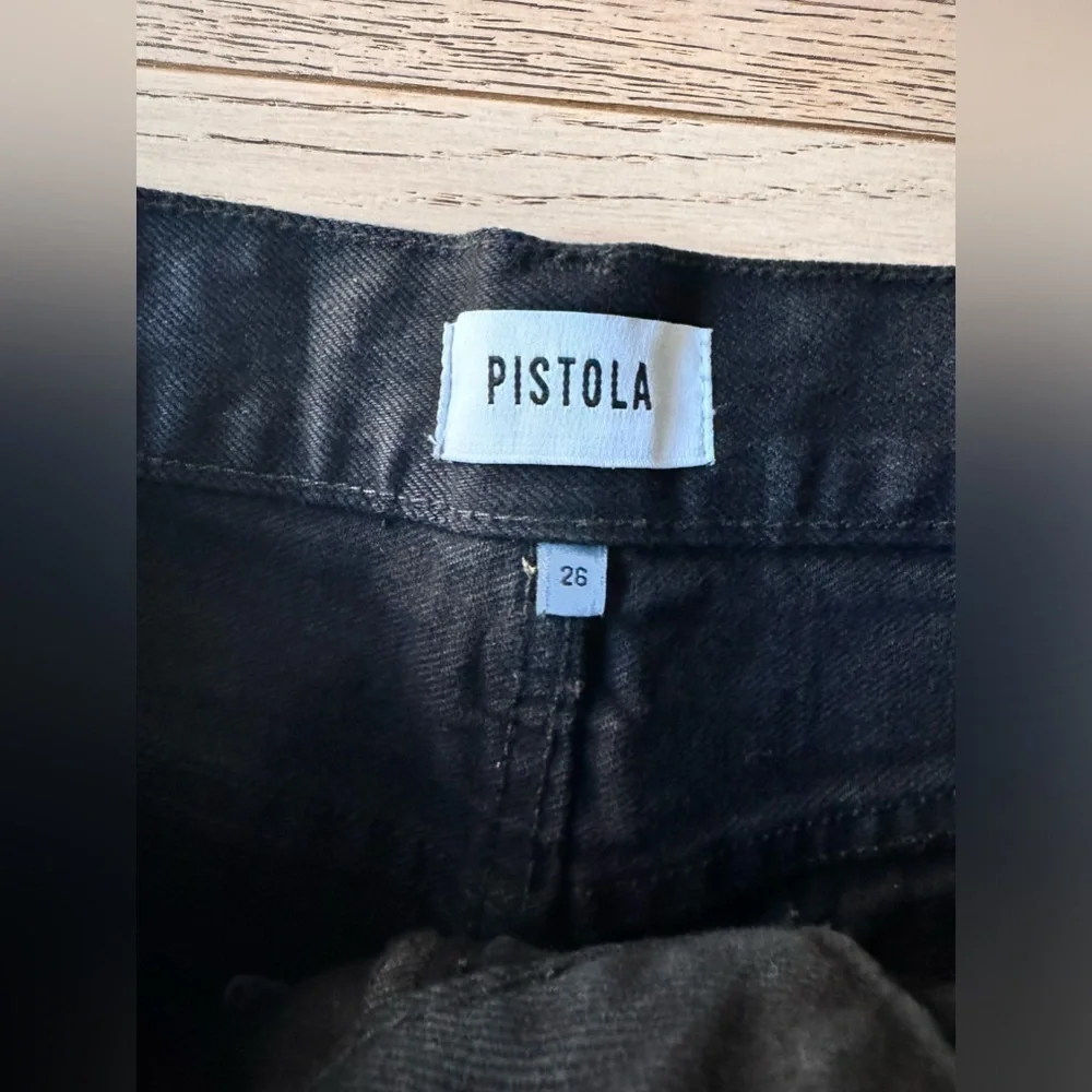 NWOT GIGI LOW RISE SHORT - BLACK OVERDYE